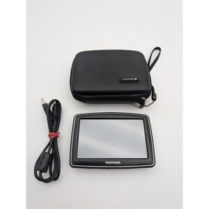 TomTom XL 310 Canada GPS With Case & Charging Cable